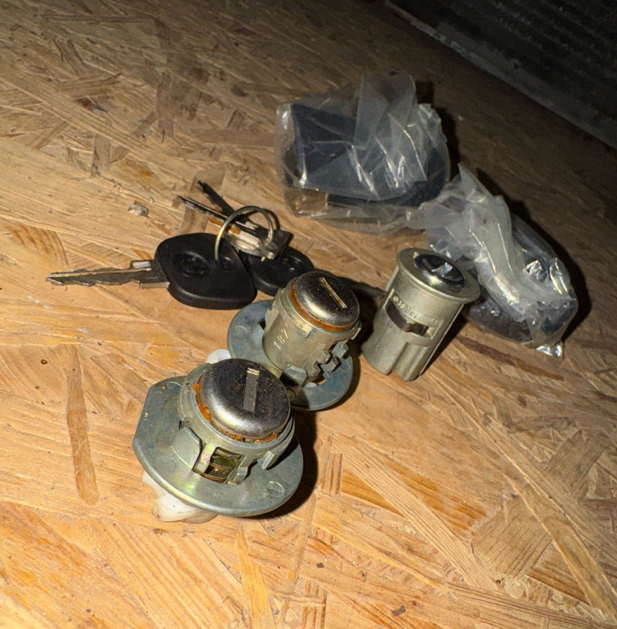 BMW 7 Serie E23 Complete Slotcilinderset – NOS | Origineel BMW