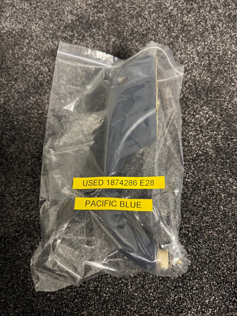 Genuine BMW E28 Rear Right Door Armrest Pacific Blue – 51421885276 – Used