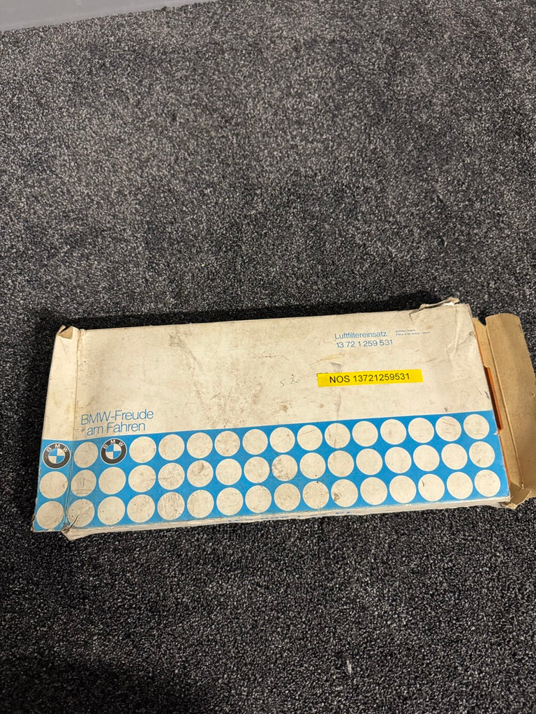 Genuine BMW E12 520 520i Engine Air Filter – NOS – 13721259531