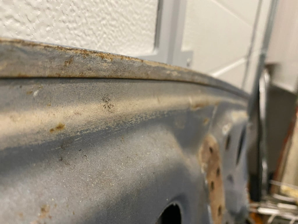BMW E9 Motorhaube – Guter Zustand