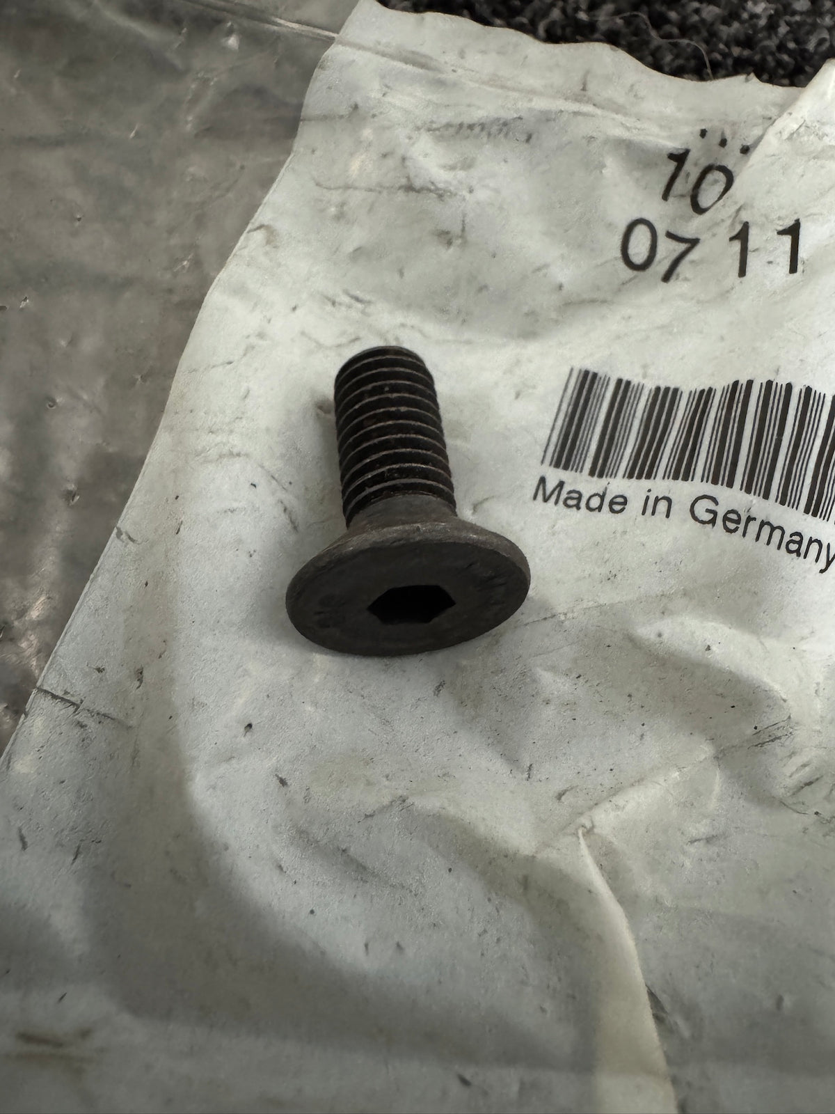 Genuine BMW M8x20 Countersunk Allen Screw – NOS – 07119900869