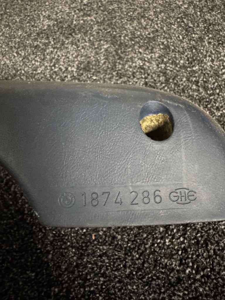 Genuine BMW E28 Rear Right Door Armrest Pacific Blue – 51421885276 – Used