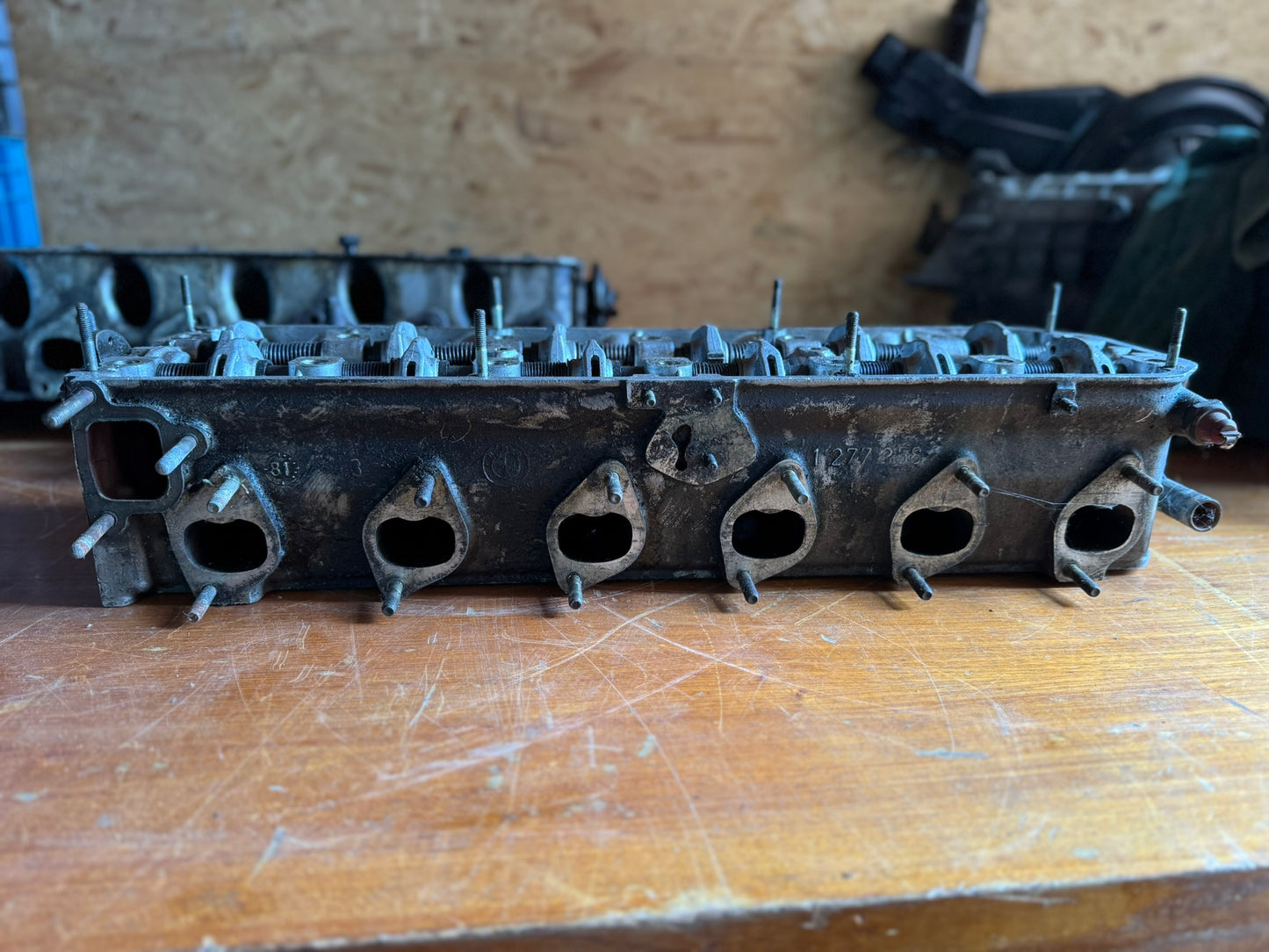 BMW M30 Zylinderkopf – 1277358