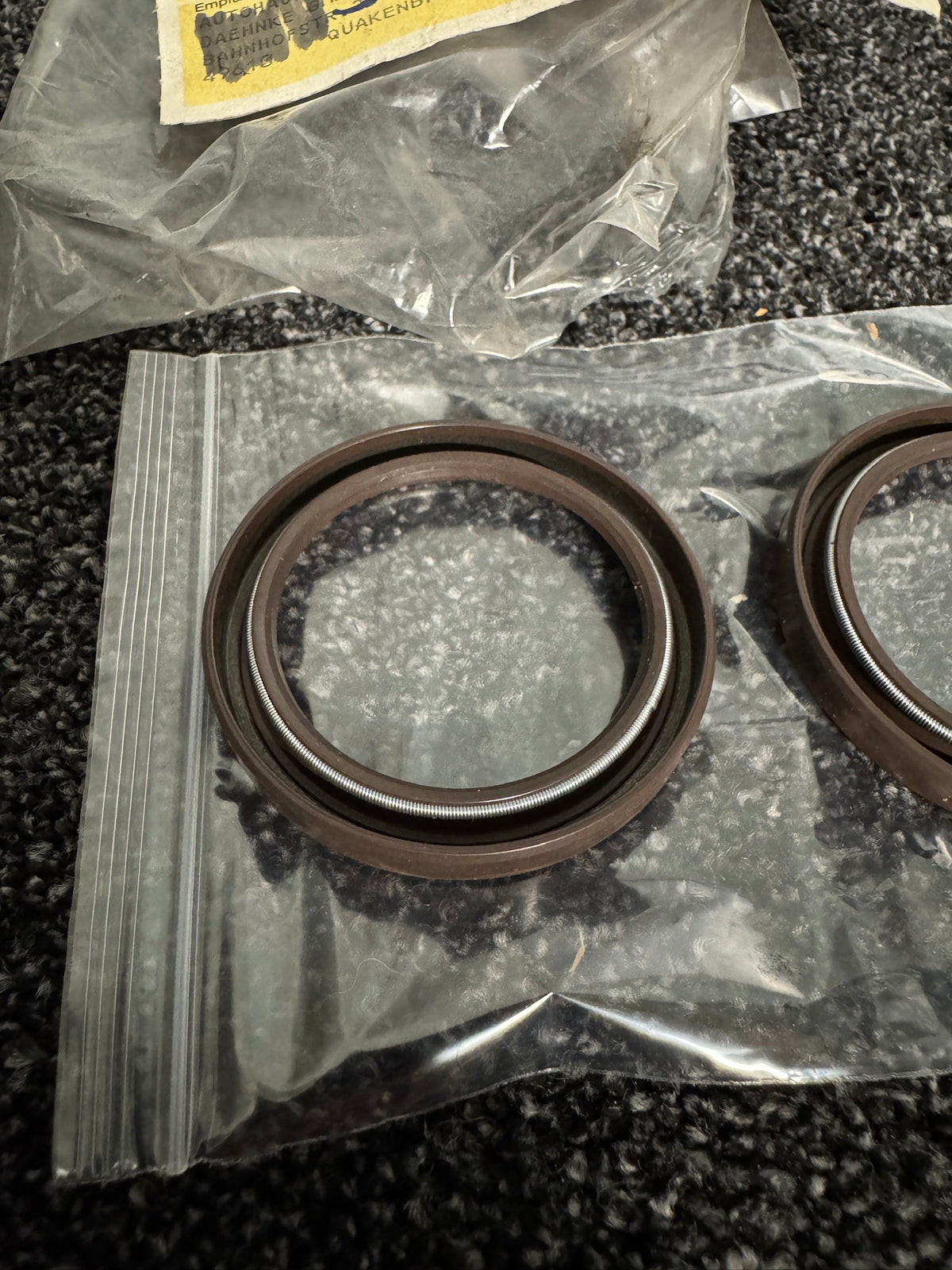 Genuine BMW ZF Automatic Transmission Front Shaft Seal – NOS – Sold Individually – 24311218493