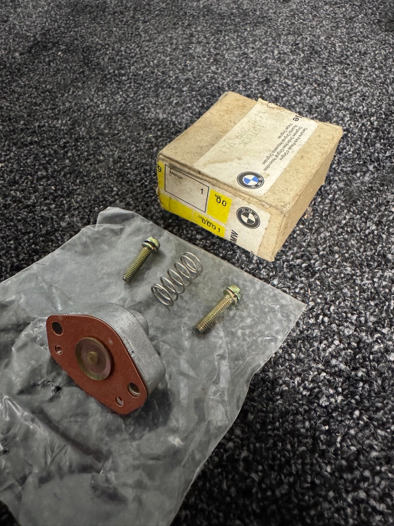 Genuine BMW E28 / E30 Pierburg 2BE Fuel Enrichment Valve Set – NOS – 13111289911