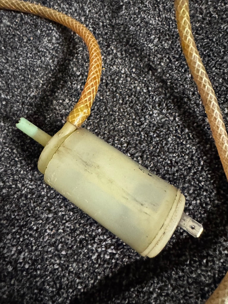 Genuine BMW E21 E28 E30 Windscreen Washer Pump – Used – 61661368589