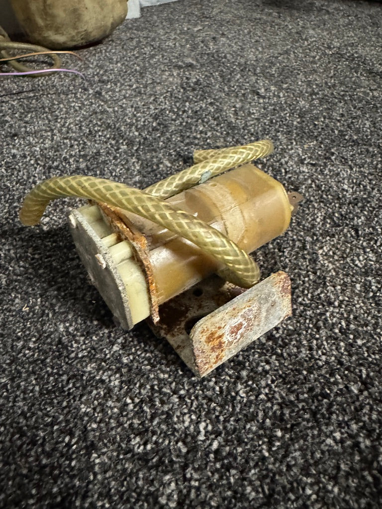 Vintage VDO 12V Windscreen Washer Pump with Hoses – Made in Germany – Used