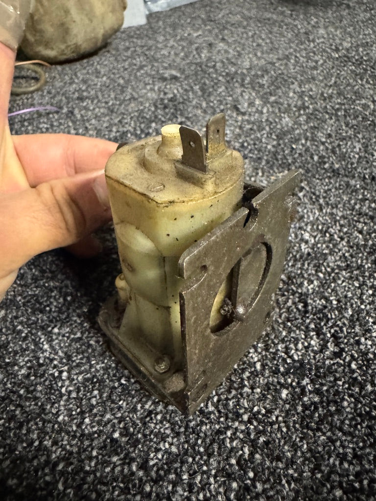Vintage VDO 12V Windscreen Washer Pump – Made in Germany – BMW E10 / E3 / E9 / E12