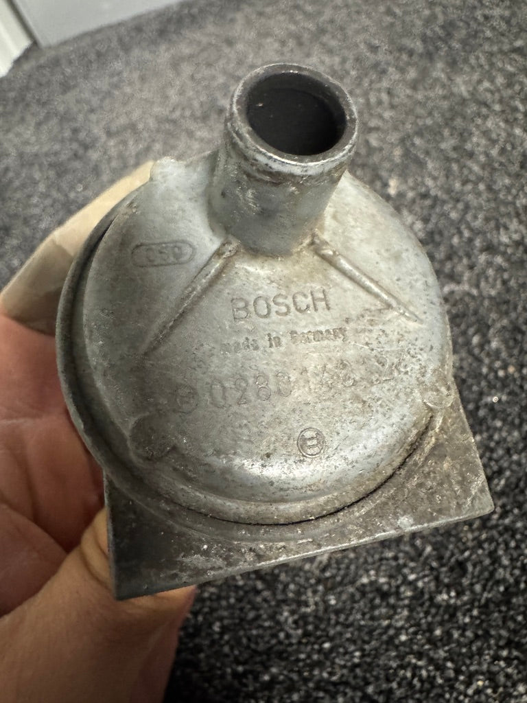 Original Bosch BMW E12 E23 E24 Auxiliary Air Slide Valve – 0280140124