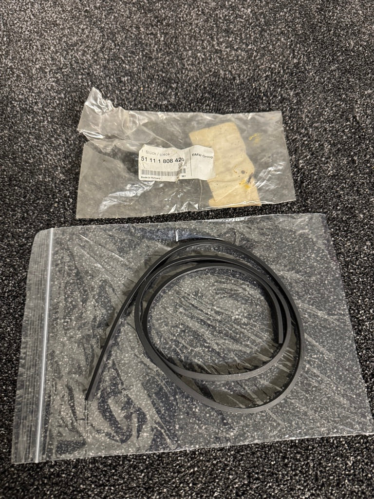 Genuine BMW E10 E3 E9 Bumper Overrider Sealing Strip – NOS – 51111808420