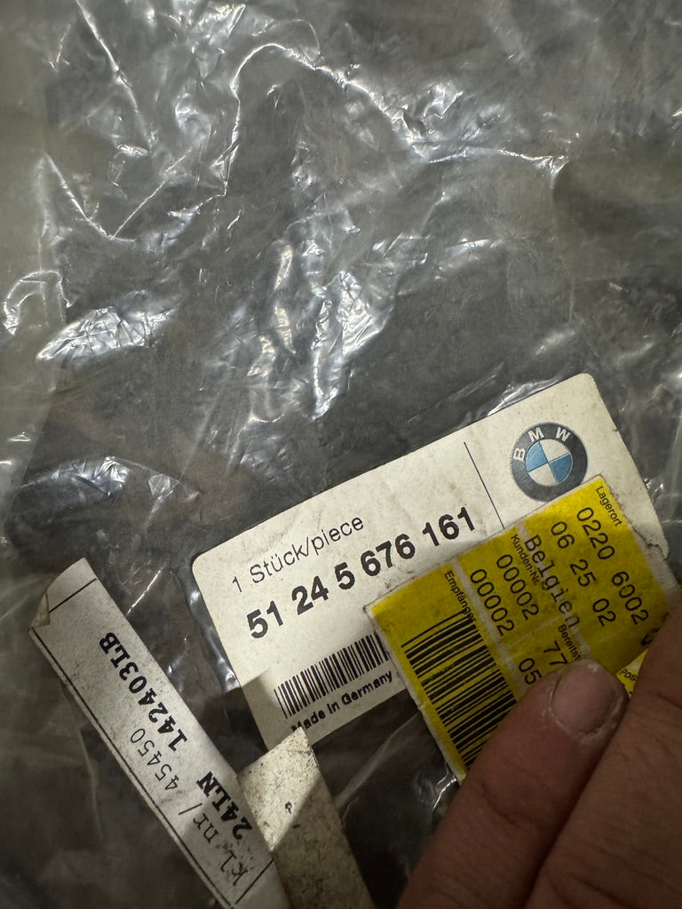 Genuine BMW Neue Klasse Trunk Lid Seal – NOS – 51245676161