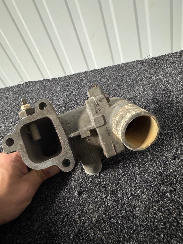 Genuine BMW M30 Thermostat Housing 11531250352 – 1974