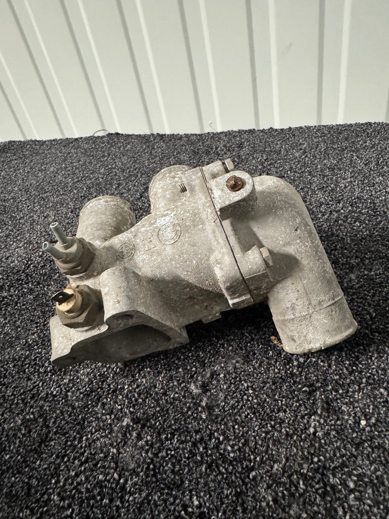 BMW M30 Thermostat Housing 11531250352 Early Version