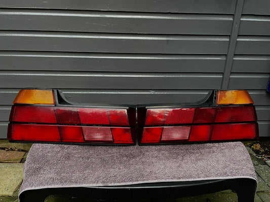 BMW 7 Serie E32 Achterlichten Set – Origineel BMW