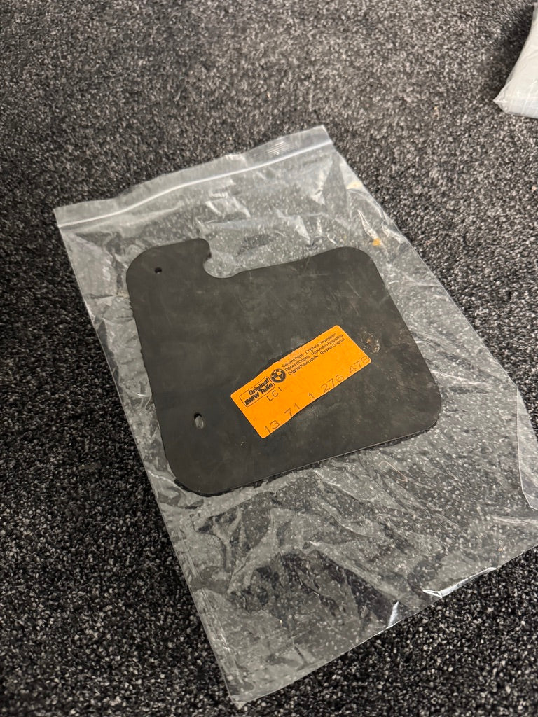 Genuine BMW E21 3-Series / E12 5-Series Air Intake Cover – NOS – 13711276478