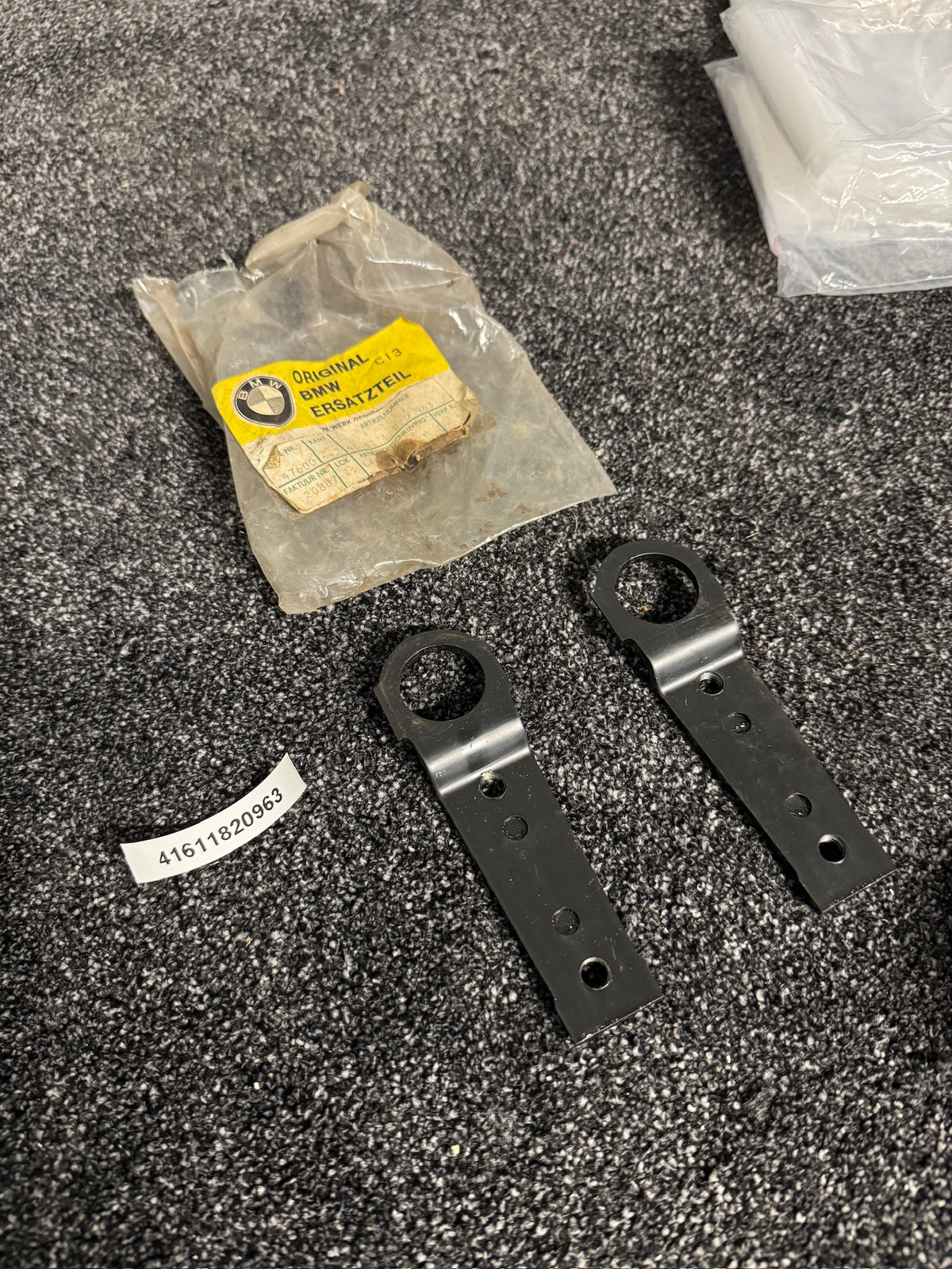 Genuine BMW E12 Engine Hood Hinge Joint Links – NOS Pair – 41611820963