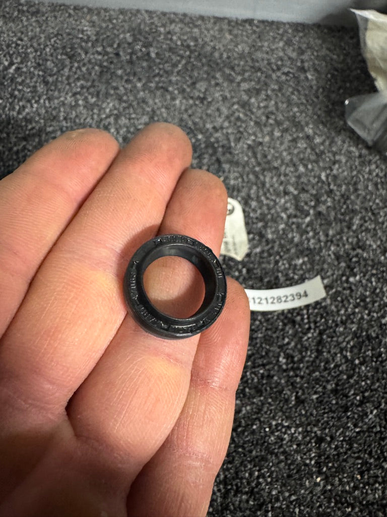 Genuine BMW 23121282394 Manual Gearbox Selector Shaft Seal – NOS