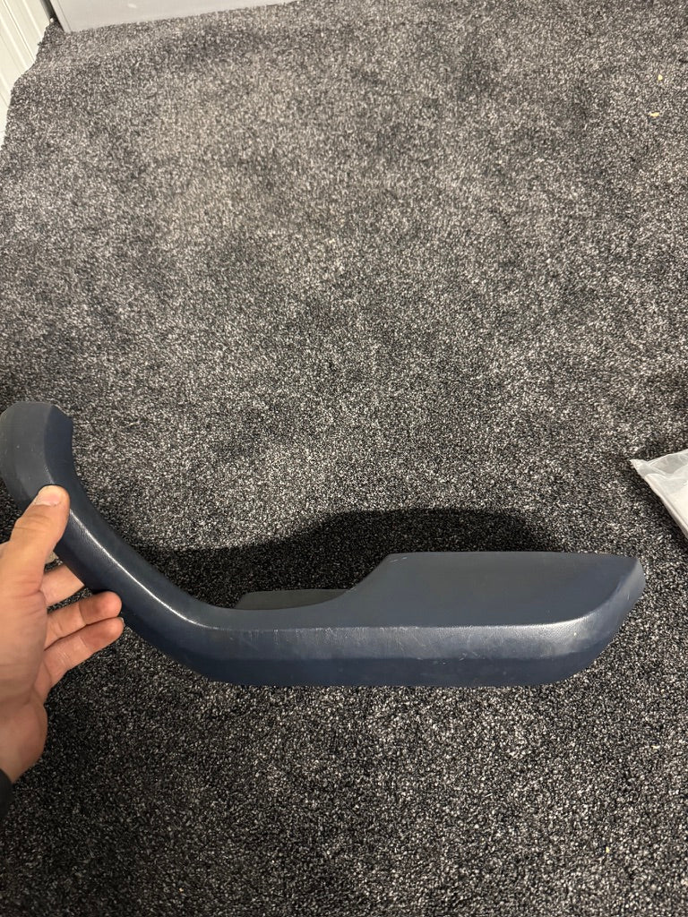Genuine BMW E28 Front Right Door Armrest Pacific Blue – 51411885266