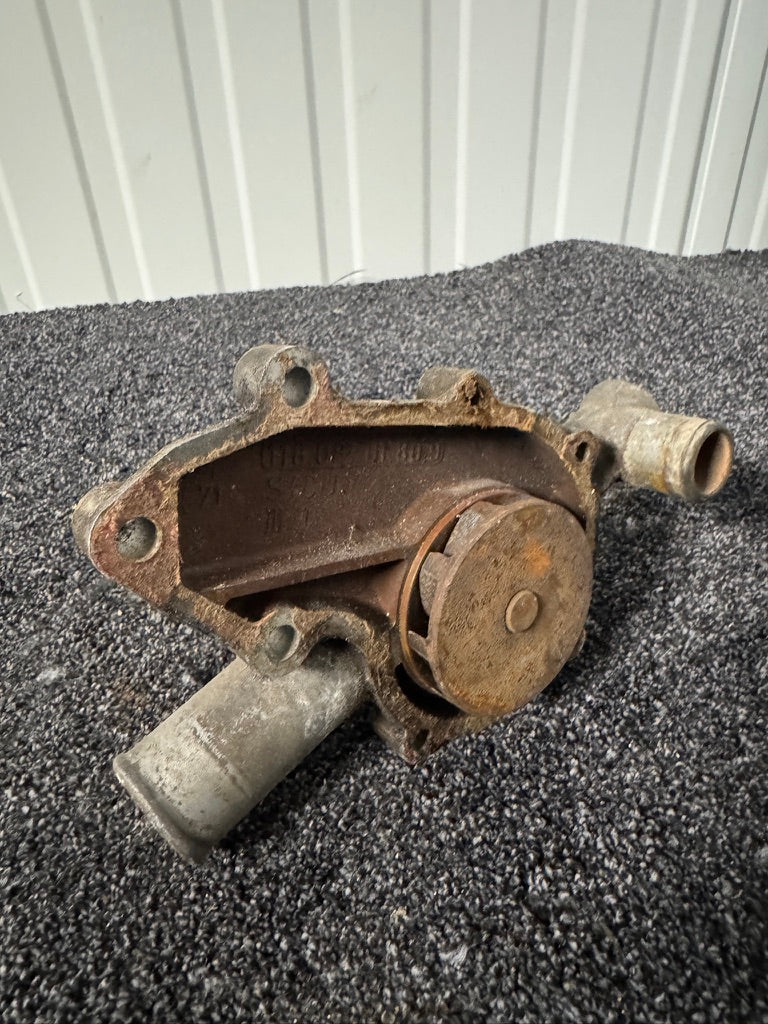 Genuine BMW E12 M10 Water Pump 11511259661 – Used