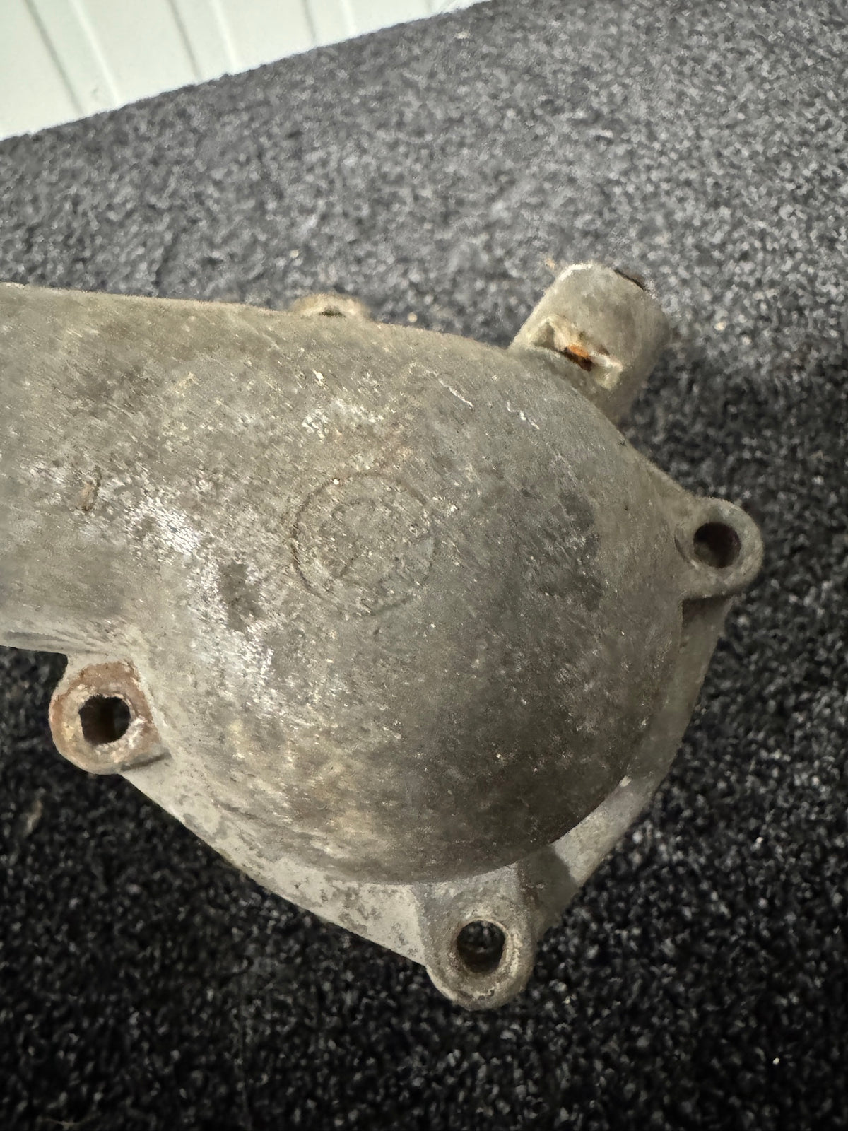BMW M30 Thermostat Housing Cover with Bleed Screw (11531714861)