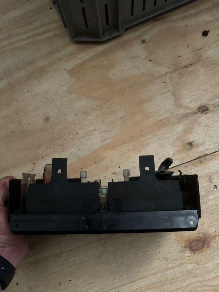 BMW E12 Verwarming Bedieningspaneel A/C met Analoge Klok | GEBRUIKT Origineel OEM