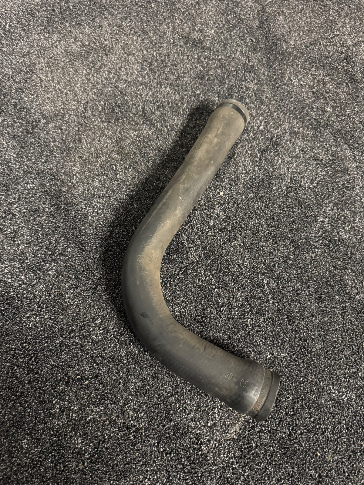 Genuine BMW E24 / E28 M30 Upper Radiator Hose – Used – 11531276647