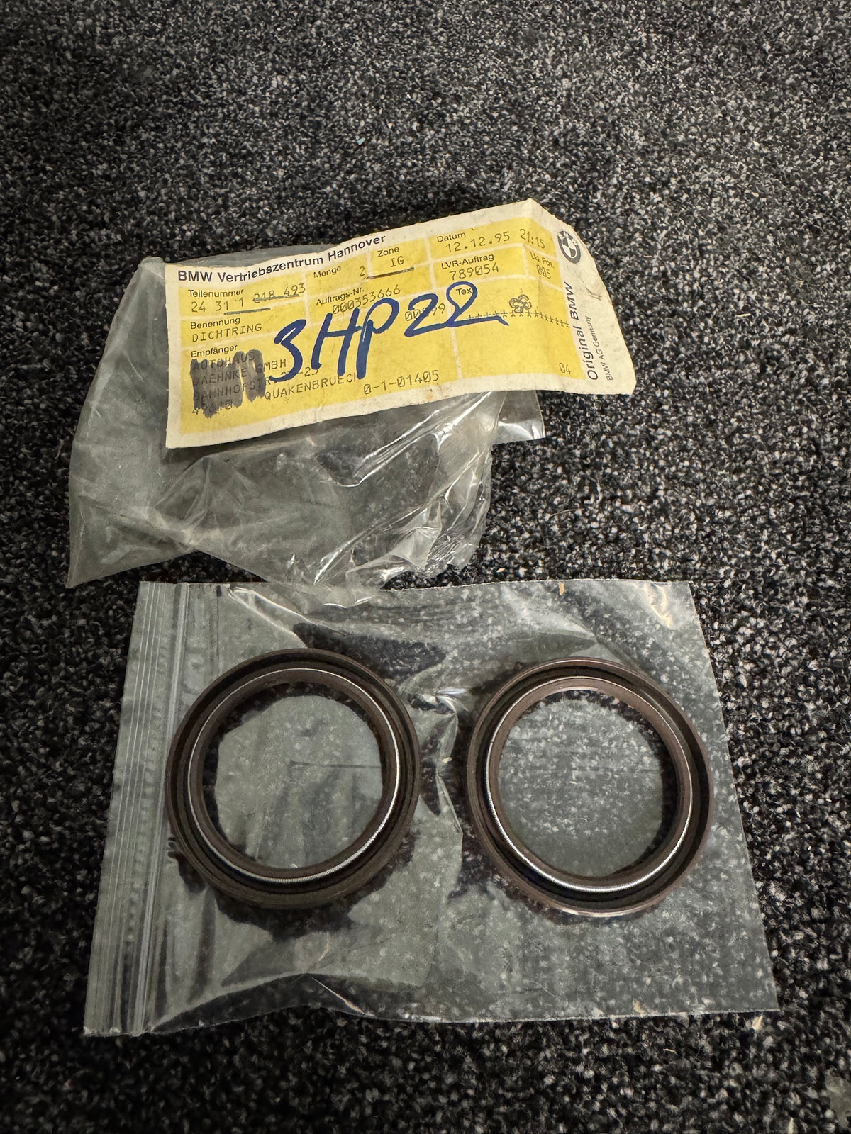 Genuine BMW ZF Automatic Transmission Front Shaft Seal – NOS – Sold Individually – 24311218493