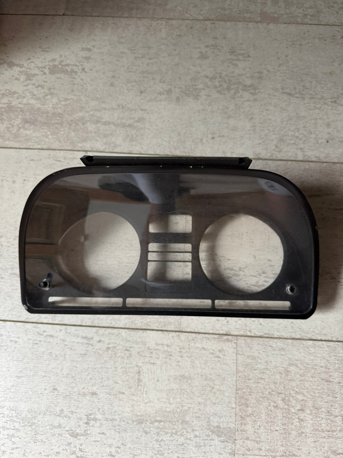 BMW E28 Kombiinstrument Rahmen mit Glas – Original BMW
