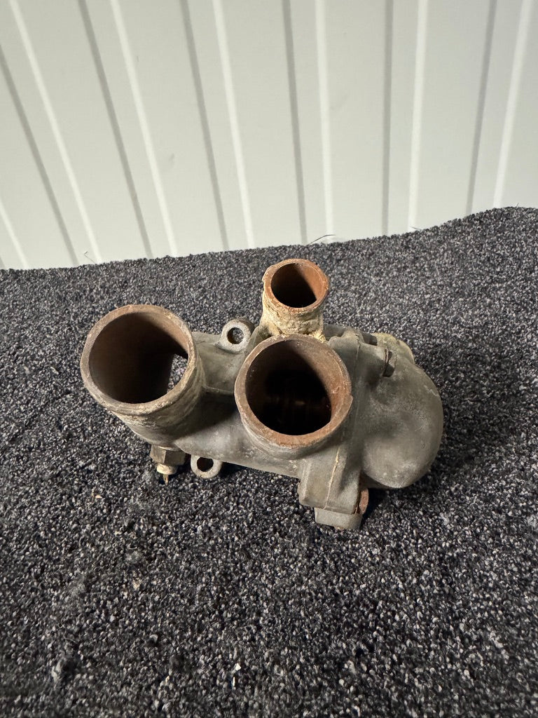Genuine BMW M30 Thermostat Housing 11531250352 – 1974