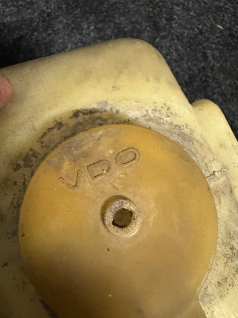 Original BMW VDO Windscreen Washer Reservoir with Working Pump – E10 / E9 / Neue Klasse
