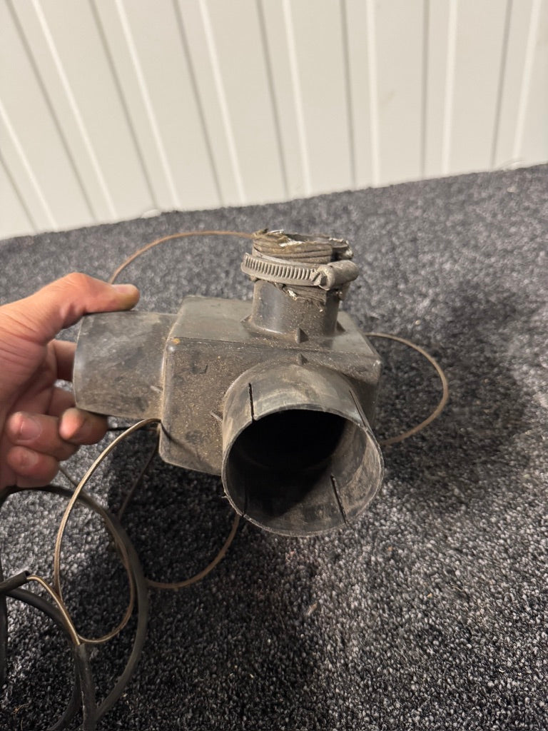 Genuine BMW M10 Intake Air Preheating Regulator Housing – 13730742101