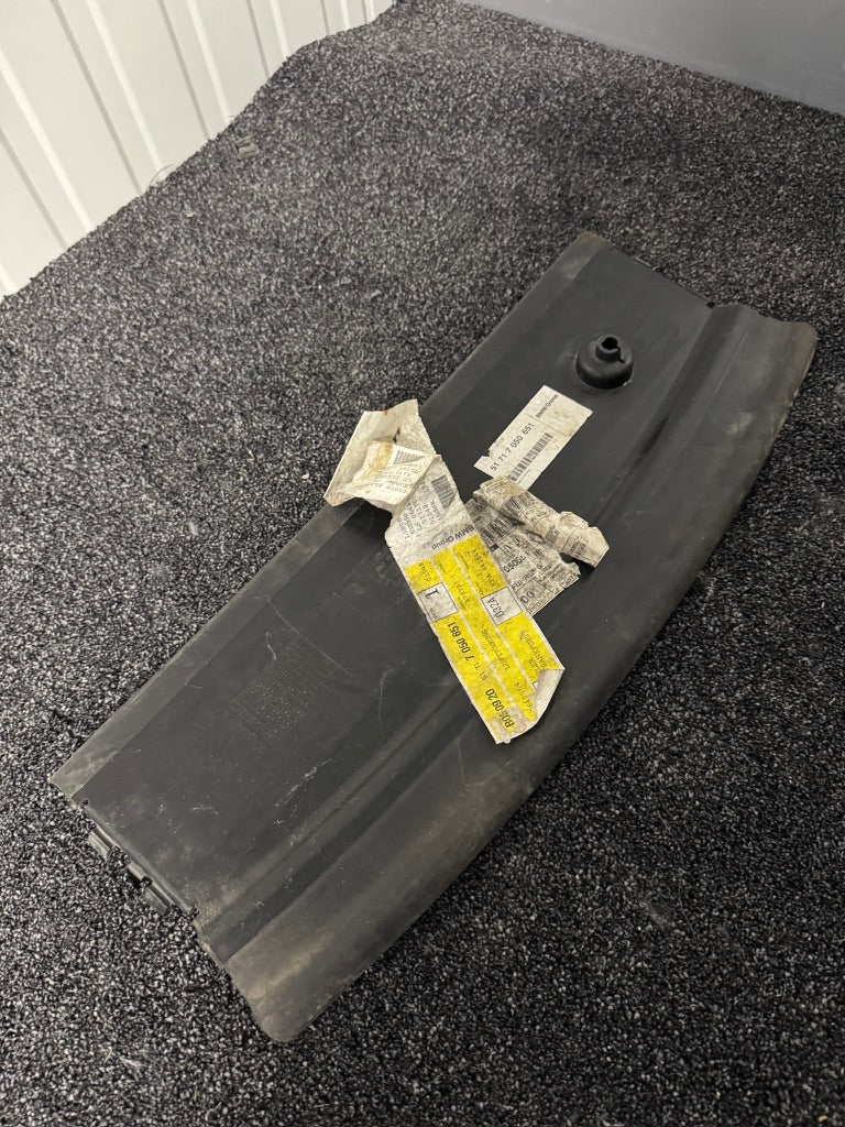 Genuine BMW E60 E61 Lower Air Duct – 51717050651 NOS
