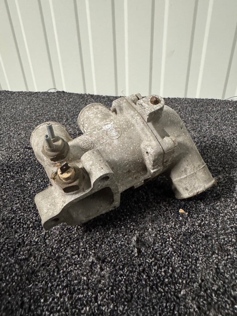 BMW M30 Thermostat Housing 11531250352 Early Version